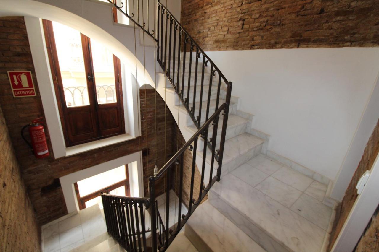 Piso En La Cuitat Vella Cerca De Jardines Real Apartment บาเลนเซีย ภายนอก รูปภาพ
